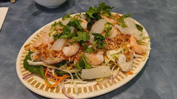 Homemade phở noodle soup at Kim Thanh Restaurant in Winnipeg