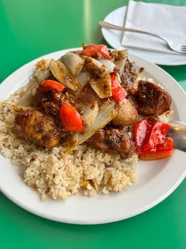Phở beef noodle soup at Kim Thanh Restaurant Winnipeg